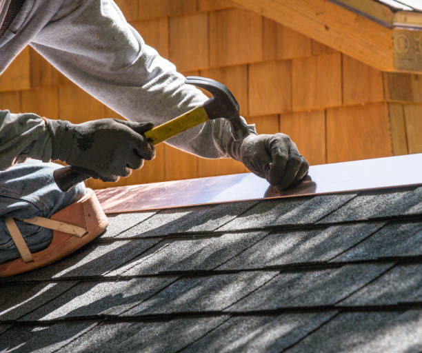 Quick and Trustworthy Emergency Roof Repair Services in Earlham, IA